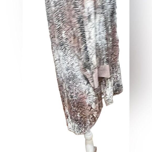 Wilfred 100% Silk Snakeskin Tunic - Picture 2 of 5